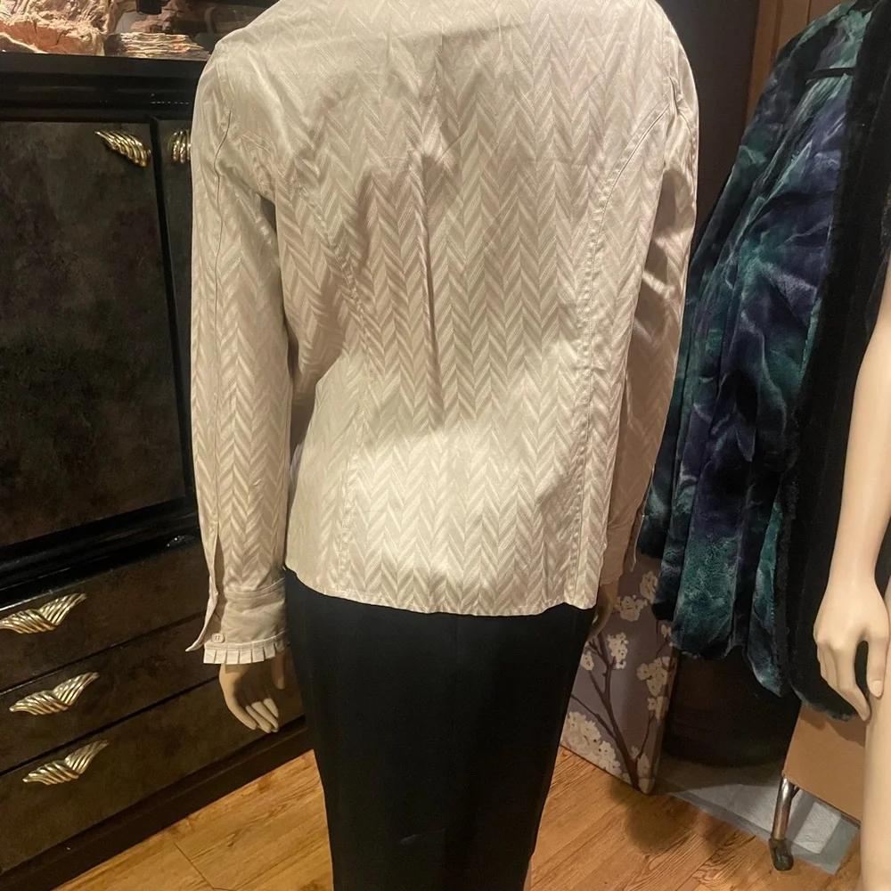 Women's Cream Button-Up Blouse - Picture 2 of 4